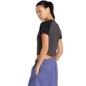 Camisetas cortas de punto casual para mujer con diseño estampado. - Product Image 3