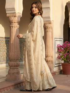 Ensemble Palazzo de Fête Raffiné, Grand Modèle, en Chinon Lourd, Style Pakistanais, avec Broderie Lourde et Sequins, Vente en Gros - Product Image 3
