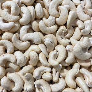 เม็ดมะม่วงหิมพานต์ซานติโก นำเข้าจากเวียดนาม บรรจุภัณฑ์สุญญากาศ - Product Image 1