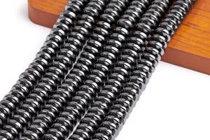 ลูกปัดเฮมาไทต์สีดำธรรมชาติทรงรอนเดลล์ สำหรับทำเครื่องประดับ สร้อยข้อมือ สร้อยคอ งานฝีมือ DIY - Product Image 3