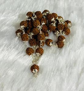 Collar de Rudraksha Natural con Baño de Plata, Joyería Religiosa para Meditación y Oración, para Hombres y Mujeres, con Tapa Plateada - Product Image 4