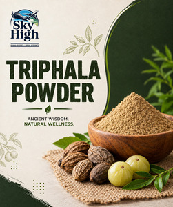 Poudre de Triphala Naturelle |   Mélange d'Amla, Haritaki et Bibhitaki |   Poudre d'herbes ayurvédiques de qualité supérieure |   Qualité d'exportation en gros - Product Image 1