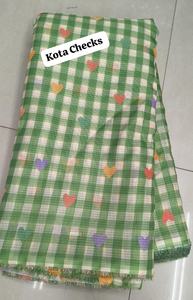 Tissu Simar Crush pour travaux de broderie miroir - Product Image 2