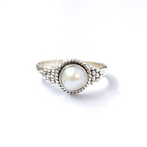 แหวนมุก 2.6 กรัม - Product Image 1
