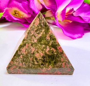 Pyramide en pierre d'Unakite naturelle – Pyramide de guérison en cristal poli – Fournisseur en gros - Product Image 3