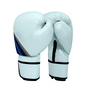 Gants d'entraînement de boxe personnalisés en PU blanc de 16 oz avec fermeture velcro au poignet, design respirant pour adultes, logo personnalisé - Product Image 1