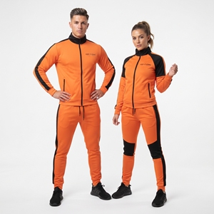 Ensemble de survêtement d'entraînement pour hommes en gros, vêtements de sport personnalisés pour équipes, ensemble veste zippée et pantalon de jogging 100 % polyester - Product Image 6
