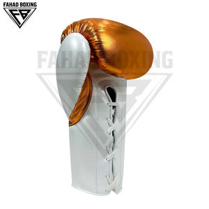 Gants de boxe d'entraînement unisexes personnalisés en cuir de vachette véritable, couleur contrastée orange et blanc, haute qualité, à lacets, doigts entièrement couverts - Product Image 4