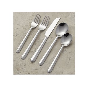 Cubiertos Metálicos de Diseño Exclusivo para el Hogar, con un Toque Elegante para Elevar las Comidas Familiares con un Estilo Sofisticado - Product Image 1