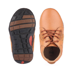 Chaussures décontractées contemporaines pour hommes Tan, confortables pour la marche, idéales pour les voyages, le bureau et les loisirs - Product Image 3