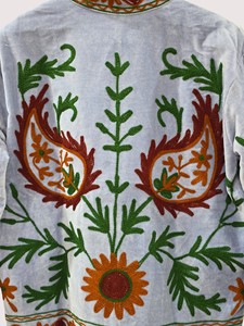 Veste en coton brodée à la main avec des motifs floraux, col mandarin, manches longues, style Prairie Chic, manteau de printemps pour femmes adultes - Product Image 4