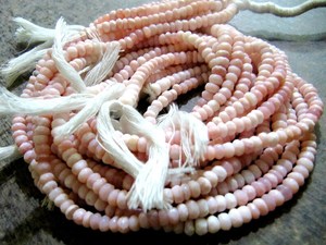Cuentas facetadas de ópalo rosa natural de 5-6 mm, color rosa, vendidas por hebra de 13 pulgadas de largo. - Product Image 4