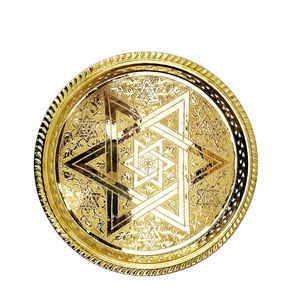 Plateau de service rond en métal doré de style marocain avec bord baroque en relief, style antique, pour mariages, décoration de table, assiette de dîner - Product Image 4