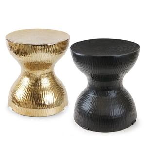 Taburete de Aluminio Sofisticado de Alta Calidad, Muebles de Primera Calidad, Taburete Metálico con Acabado Dorado, Otomanas de Latón - Product Image 4