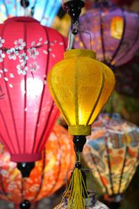 Lanterne en bambou traditionnelle vietnamienne de haute qualité magnifiquement fabriquée à la main pour la décoration de la maison ou de l'événement - Product Image 2