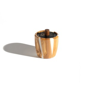 AuraMajlis Quemador de Incienso de Resina de Acacia, Mubkhar de Lujo Hecho a Mano, Quemador de Incienso Árabe para Bakhoor y Oud, para una Decoración Interior Elegante - Product Image 3