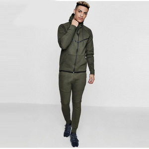Conjunto Deportivo Informal para Hombre, Color Verde Oliva, con Capucha, Manga Larga, Color Sólido, con Bolsillos Laterales y Cierre con Cordón - Product Image 6