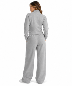 Conjunto Deportivo de Algodón Grueso Orgánico para Mujer, Top Corto Personalizado, Sudadera con Cremallera OEM ODM, Pantalones Anchos con Dobladillo Dividido, Ropa Deportiva Informal para Uso Diario - Product Image 2