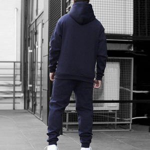 Survêtement d'hiver pour homme au design moderne, grande taille, à capuche, en tissu extensible respirant, idéal pour l'entraînement et le jogging – En promotion - Product Image 3
