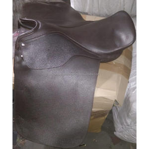 VENDRE Selle Noire Australienne Stock avec Kit Selle D'équitation EN DOLLAR 80 TAILLE 14 15 16 17 18 Cuir Véritable Noir Marron - Product Image 6