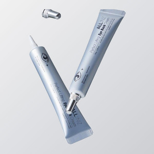 Cosméticos antienvejecimiento de alta calidad coreanos K-Beauty Olnijeu Perfect Lifting Eye Bag Cream 10g 3 piezas - Product Image 2