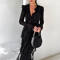 Ensemble de survêtement élégant à volants de qualité, unique, formel pour femme, en maille noire et en mousseline, robe pour femme, col en V profond