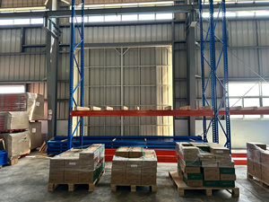 ชั้นวางสินค้าอุตสาหกรรมแบบ Step Beam ยี่ห้อ BHD โรงงานเวียดนาม ยอดนิยม ได้รับการรับรองมาตรฐาน CE รับน้ำหนักได้ 2000-2500 ปอนด์ (UDL) โครงสร้างเหล็ก - Product Image 1