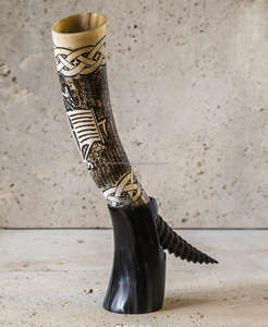 Corne à boire Viking authentique de meilleure qualité, sculptée à la main, corne de buffle polie, style religieux écologique au prix de gros - Product Image 2