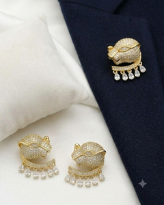 Atractivo y Elegante Broche de Perlas Doradas con Circonitas, Pin de Solapa, Joyería para Mujeres y Hombres - Product Image 1