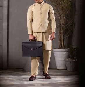 Elegant Vintage Genuine <b>Leather</b> Laptop Bag Crossbody Office Travel <b>Briefcase</b> Durable Portable Soft Satchel Bag Large Brand New - Product Image 4