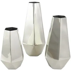 แจกันดอกไม้โลหะดีไซน์เนอร์สำหรับโครงการอสังหาริมทรัพย์หรูหรา แจกันดอกไม้เหล็กสีดำพรีเมียมสำหรับแจกันดอกไม้สไตล์โมเดิร์นมินิมอล - Product Image 3