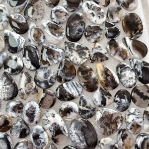 Lot de cabochons en agate dendritique naturelle pour la fabrication de bijoux 15x15x3mm 29x20x3mm - Poids moyen 15 carats - Product Image 3
