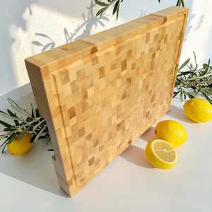 Planche à découper en bois au design attrayant, de qualité supérieure, pour usage domestique et hôtelier. - Product Image 6