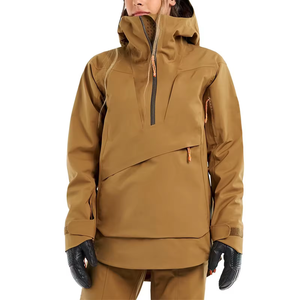 Chaqueta de esquí impermeable con capucha para mujer, color marrón camel, con media cremallera y estilo pullover. - Product Image 3