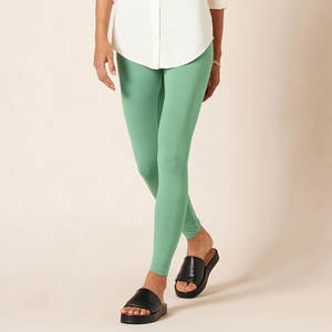 Leggings de Yoga para Mujer de Secado Rápido, Alta Calidad, Diseños Más Demandados, Ligeros, Última Tendencia, Precio Económico, Cintura Elástica - Product Image 4