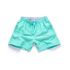 Maillots de bain personnalisés grande taille pour hommes Shorts de plage Vêtements de plage en polyester Short de bain court Logo imprimé Shorts de plage pour hommes - Product Image 3