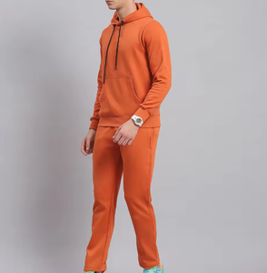 Conjunto Deportivo de Sudadera con Capucha Naranja para Hombre - Conjunto de Sudadera y Pantalones Deportivos Lisos con Logotipo Personalizado, Ropa Deportiva Informal de Dos Piezas - Product Image 2