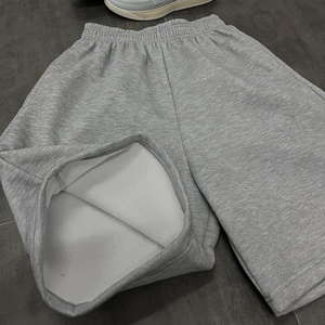 Pantalones Cortos Casuales de Color Gris Sólido para Hombre, Cintura Elástica, con Bolsillos, Estilo Bermuda, Tejido de Algodón Transpirable, Estilo Urbano - Product Image 2
