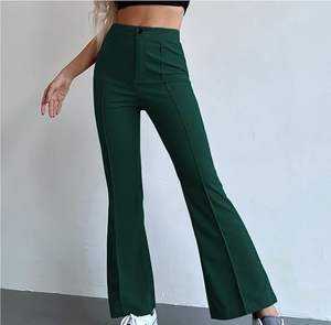 Leggings Deportivos de Cintura Alta con Logotipo Personalizado OEM, Pantalones de Yoga Suaves y Elásticos de Pierna Ancha para Mujer, Estilo Casual de Primavera - Product Image 1