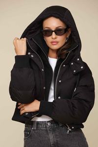 Chaqueta de mujer de calidad premium Chaqueta de mezclilla con capucha Manga larga Cremallera completa Nuevo diseño Venta al por mayor Chaqueta acolchada de burbujas - Product Image 5