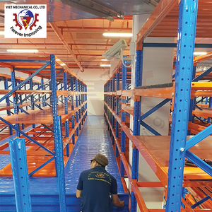 Système de mezzanine industrielle conçu pour augmenter la capacité de stockage vertical avec une structure en acier renforcé et des plateformes multi-niveaux - Product Image 6