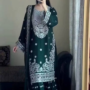 Ensemble 3 pièces moderne pour femme en faux georgette 9000, avec haut, bas et dupatta, pour mariage et soirée, séchage rapide - Product Image 1