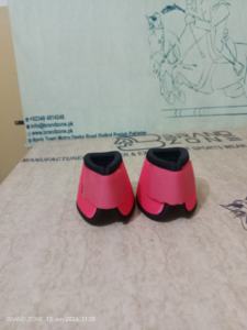 BRAND ZONE Protège-jambes en néoprène pour chevaux, pour l'extérieur, type bell boots, anti-torsion, lot de 4 - Product Image 3