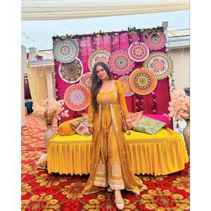 ชุดปาร์ตี้แขนยาว เสื้อทรงปลลาโซ่และเสื้อโคติ พร้อมงานปักดิ้นและเลื่อม - Product Image 2