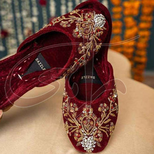 Calzado Khussa de Alta Calidad para Mujer, Color Personalizado, Hecho a Medida, Antideslizante, Parte Superior de Terciopelo Estampado, Suela Antideslizante, Venta al Por Mayor - Product Image 2