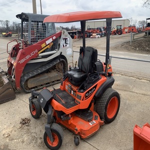 Nuevo cortacésped Kubota ZD1211 Zero Turn con plataforma de 60 pulgadas, motor diésel Kubota de 24 caballos de fuerza, mejorado, ahora disponible en oferta. - Product Image 5