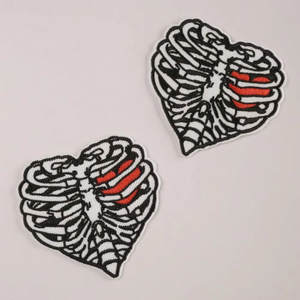 Patchs brodés 3D avec perles, formes fleur/cœur, légers, en toile, grande taille, logo personnalisé, à coudre sur les vestes, les sweats à capuche et les vêtements d'extérieur - Product Image 5