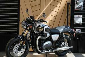 Ventes de haute qualité - Triumph BONNEVILLE T100 ICON EDITION COBALT BLUE (CHROME ED) Nouvelle moto de route - Product Image 2
