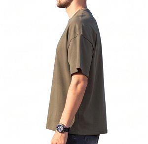 เสื้อยืดโอเวอร์ไซส์ทรงหลวม ดีไซน์ไหล่ตก พิมพ์โลโก้แบบวินเทจ ผ้าคอตตอน 100% หนาแน่น น้ำหนักมาก ไซส์พลัส สำหรับผู้ชาย สไตล์สตรีทแวร์ ยูนิเซ็กส์ - Product Image 3
