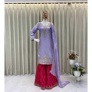 Top y parte inferior hermosos del desgaste del Partido de las mujeres con el sistema de Dupatta - Product Image 2